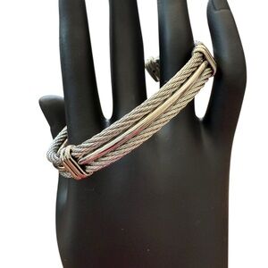 Elegant Silver Cable Bracelet